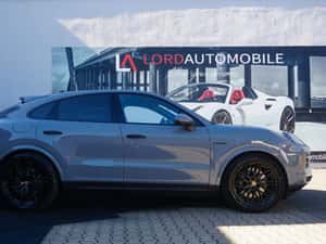 Porsche Cayenne Automată 470 HP Hibrid (B/E)