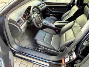 Audi A8 Facelift Quattro 3.0TDI/Webasto/Distronic,Trapa -panou solar! — miniatura 5