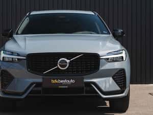 Volvo XC60 B4 R-design AWD 8 Geartronic — miniatura 2