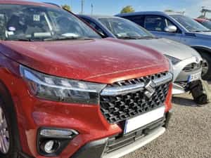 Suzuki (SX4) S-Cross 1.5 DualJet Hyb Privilege — miniatura 3