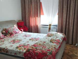 Mangalia 3 camere Rozelor  de inchiriat  regim hotelier — miniatura 3