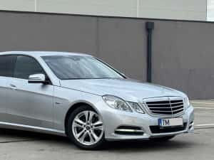 Mercedes-Benz E220 Avantgarde 2.2 CDI Diesel BlueEffciency — miniatura 3