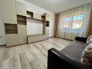 Inchiriez apartament 2 camere decomandate, zona CUG - CAPITOL — miniatura 2