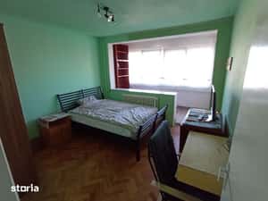 Apartament 2 camere decomandat,boxa+garaj!!! — miniatura 4