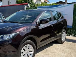 Nissan Qashqai, 2015, 259.566 km, Diesel, 8.800 EUR
