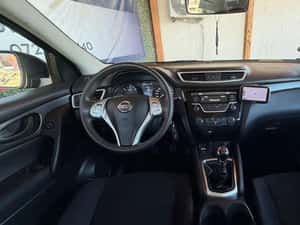 Nissan Qashqai, 2015, 259.566 km, Diesel, 8.800 EUR — miniatura 7
