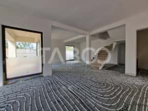 Casa individuala de vanzare cu teren, terasa, garaj si curte Selimbar — miniatura 6