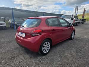 Peugeout 208 1.2 benzina+gaz 2017 — miniatura 4