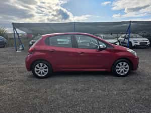 Peugeout 208 1.2 benzina+gaz 2017 — miniatura 6