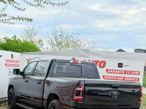 Dodge RAM 1500 HEMI Sport, 401 cp, 98.000 km, 50.700 EUR — miniatura 4