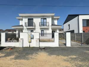 Duplex Calea Medves 4 camere la asfalt, Toate Utilitățile — miniatura 1