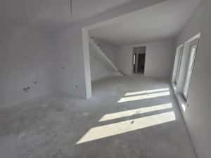 Duplex Calea Medves 4 camere la asfalt, Toate Utilitățile — miniatura 7