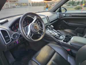 Porsche Cayenne 2016 — miniatura 4