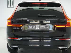 Volvo XC60 D5 AWD Inscription Automată 235 HP Diesel — miniatura 6