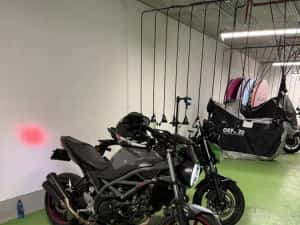 Suzuki SV 650 2023 14.000km — miniatura 9