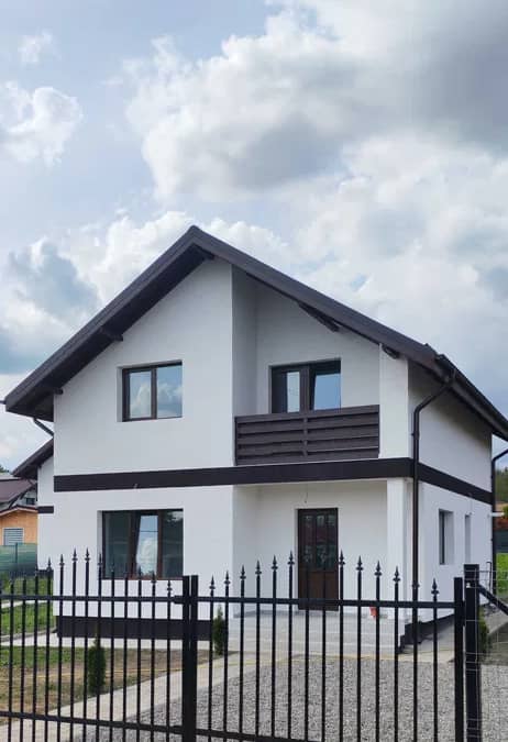Casa Noua de Vânzare — fotografie 1 din 10