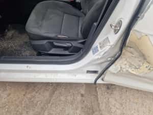 Vw Golf 7 avariat — miniatura 7