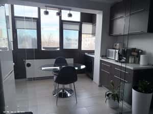 2 camere Prundu etaj3din6 bloc2008 54mp mobilat 92000euro — miniatura 3