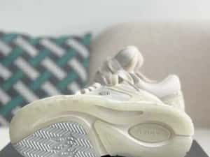 AMIRI ALBI ( verificare colet ) — miniatura 10