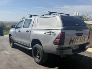 Vand toyota hilux 2019 — miniatura 2