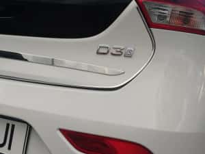 Proprietar vând Volvo V40 D3 an 2018 150 cp stare perfectă de funcțion — miniatura 2