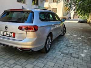 VW Passat GTE Plug In Hybrid 218 Cp~Distronic~Cam 360°~Webasto ~ — miniatura 3