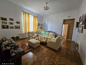 Apartament 7 Camere de vanzare Victoriei 218 mp — miniatura 1