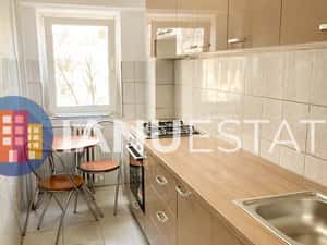 Timpuri Noi 10` Metrou Nerva Traian Octavian Goga PetFriendly* — miniatura 6