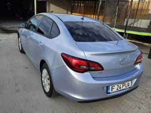 Opel astra J 2016 AUTOMATA.  Posibilitate de RATE fara avans — miniatura 4