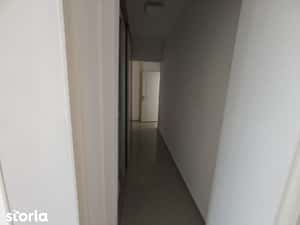 Apartament cu 5 camere, balcon și aer condiționat — miniatura 6