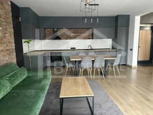 Apartament cu 3 camere, 90mp, decomandat, parcare, Zona Centrala — miniatura 2