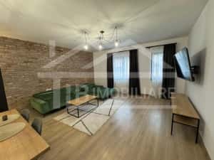 Apartament cu 3 camere, 90mp, decomandat, parcare, Zona Centrala — miniatura 3