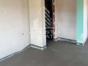 Duplex de vanzare cu 4 camere si 2 bai ,Ghiroda — miniatura 5