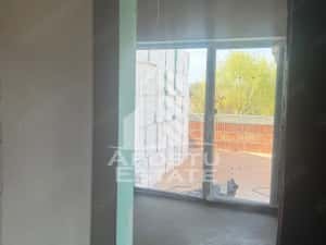 Duplex de vanzare cu 4 camere si 2 bai ,Ghiroda — miniatura 7