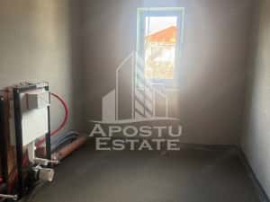 Duplex de vanzare cu 4 camere si 2 bai ,Ghiroda — miniatura 10