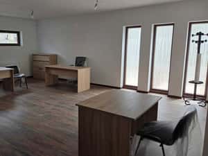 De inchiriat apartament 4 camere, parter, Otopeni — miniatura 1