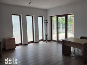 De inchiriat apartament 4 camere, parter, Otopeni — miniatura 3