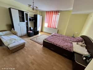 INCHIRIEZ apartament 1 camera spatios, zona Terezian — miniatura 2