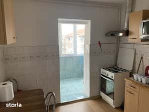Inchiriere Apartament  3 Camere decomandat — miniatura 5