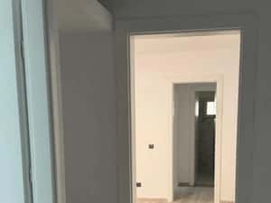 Apartament 2 camere semidecomandat, Parter – Strada Nanterre — miniatura 5