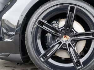 Porsche Taycan Black Edition disponibil la comandă — miniatura 7