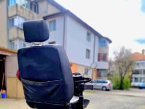 Scuter Carut electric INVANCARE  dizabilități/ handicap 12 km/h — miniatura 7
