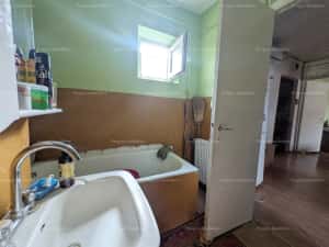 Apartament 2 camere - Decomandat - zona Dambovita - 60.000 Euro — miniatura 3