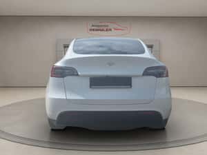 Tesla Model Y Van / Minibus, 70.000 km, 2023 — miniatura 6