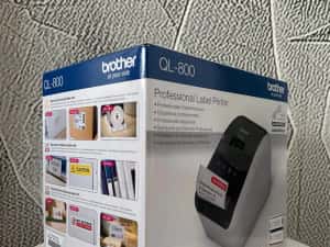 Brother QL-800 nou, sigilat, 475 lei – imprimantă etichete USB, rapidă, compactă — miniatura 1