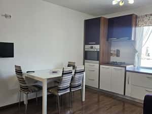APARTAMENT PREMIUM DE ÎNCHIRIAT – ZONA DECEBAL, ORADEA — miniatura 5