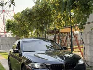 BMW f10 520 D MPachet 2011 xenon trapa hi-fi scaune seria 7 — miniatura 4