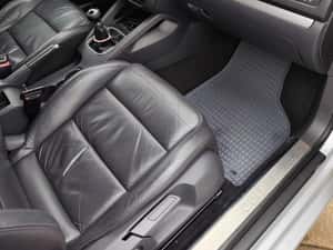 Volkswagen Golf 2006, 240 km, 3.100 EUR — miniatura 7