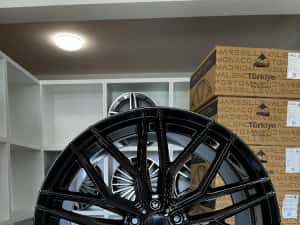 Jante noi Arceo Valencia 5x112 R18 pentru Mercedes Bmw Audi Volkswagen — miniatura 8