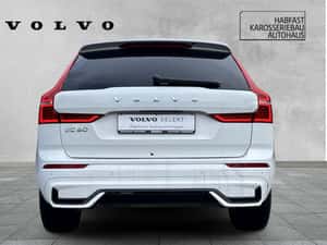 Volvo XC60, Plug-in hybrid, Automată, 2021, Alb — miniatura 4